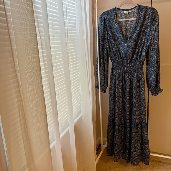 Max Studio Blue and Black Long Sleeve Dress - Picture 1 of 3